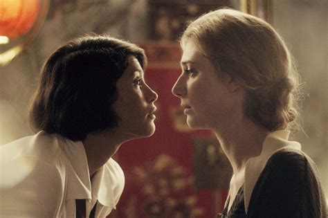 lesbica nuda|25 Best Lesbian Movies to Watch